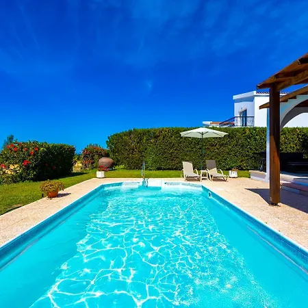 Christina Villa Argaka